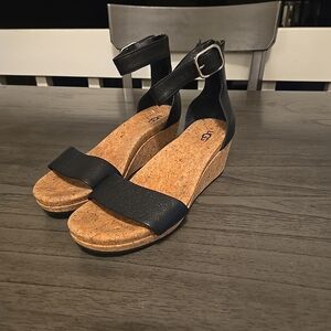 UGG Black and Tan Wedge Sandals